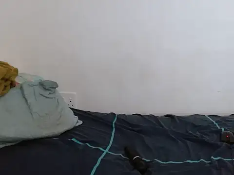 kittydollyx02 online show from 02-02-26, 04:55