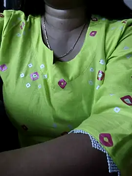 Snapshot of Madhavi_mishra chatting on 11-05-25, 06:02 Madhavi mishra online show from 11-05-25, 06:02