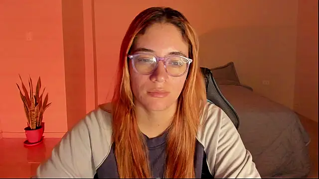 atenas 05  online show from 02-21-26, 09:32