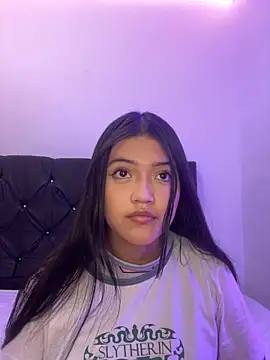 alisson carolina73 online show from 01-04-25, 02:03