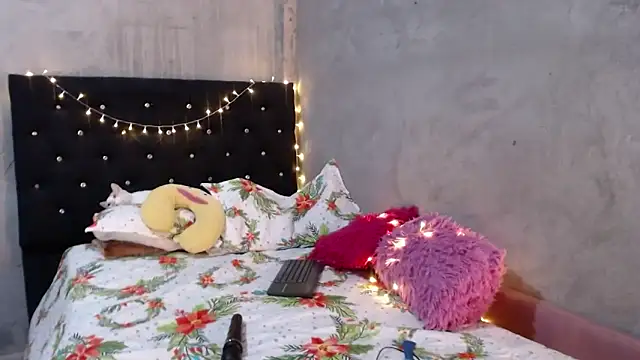 GeovannaFranco online show from 02-26-25, 08:22