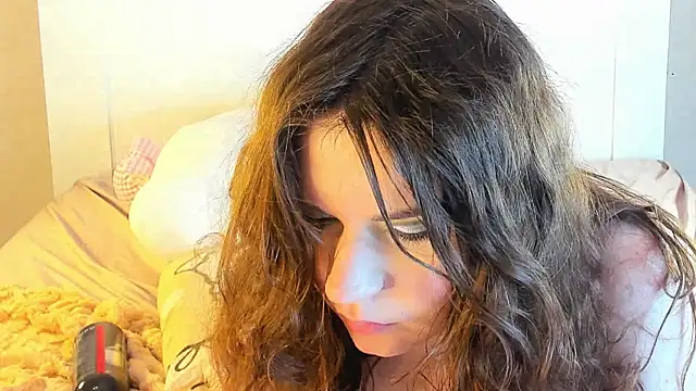 Snapshot of kuraii1_ chatting on 01-17-25, 03:34 kuraii1  online show from 01-17-25, 03:34