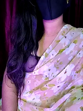 SexyAndHottie online show from 01-04-25, 04:11