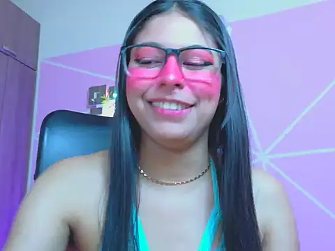 Snapshot of _ALLYSON18_ chatting on 05-11-26, 04:04 ALLYSON18 online show from 05-11-26, 04:04