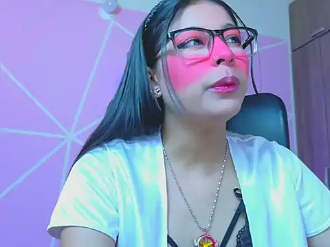 Snapshot of _ALLYSON18_ chatting on 05-29-26, 11:52 ALLYSON18 online show from 05-29-26, 11:52
