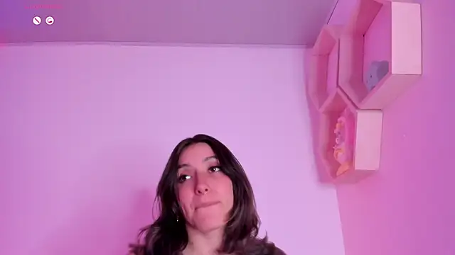 Snapshot of Karito-28 chatting on 12-24-24, 03:58 Karito-28 online show from 12-24-24, 03:58