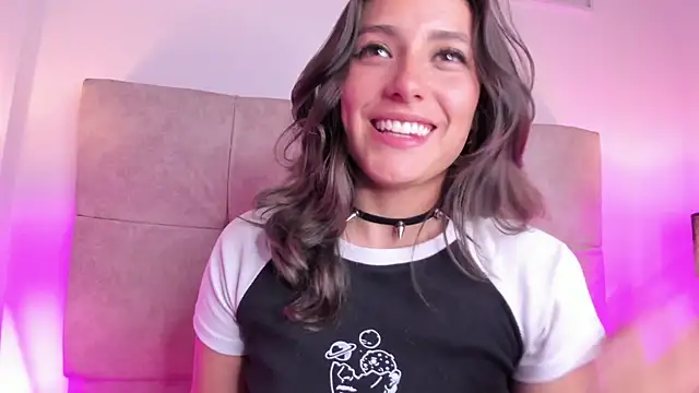 Snapshot of Karito-28 chatting on 01-16-25, 10:34 Karito-28 online show from 01-16-25, 10:34