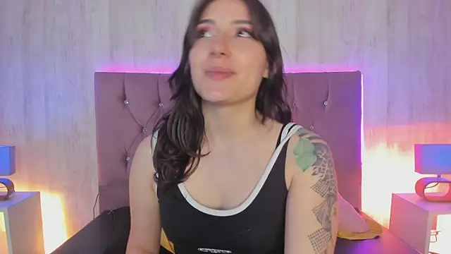 Snapshot of Karito-28 chatting on 10-03-25, 12:35 Karito-28 online show from 10-03-25, 12:35