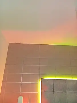 Snapshot of Karito-28 chatting on 10-21-25, 12:06 Karito-28 online show from 10-21-25, 12:06