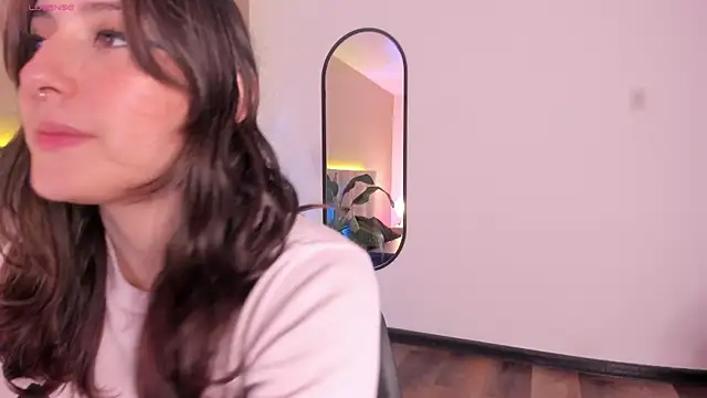 Snapshot of Karito-28 chatting on 11-12-25, 12:05 Karito-28 online show from 11-12-25, 12:05