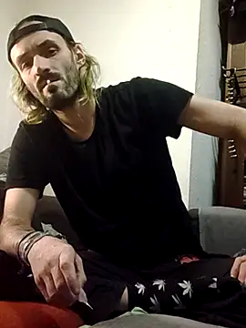 Snapshot of harterdome chatting on 11-12-25, 12:00 harterdome online show from 11-12-25, 12:00