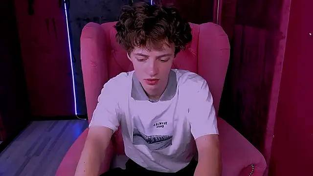 LukeSweet online show from 02-07-26, 11:47