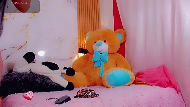 BrendaSquirtx online show from 02-26-25, 05:39