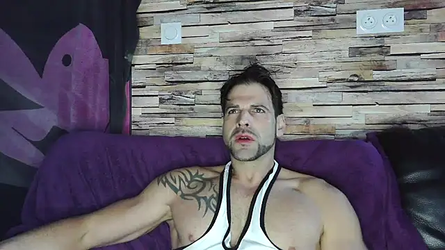 XxBigboybandxX online show from 12-12-24, 09:08