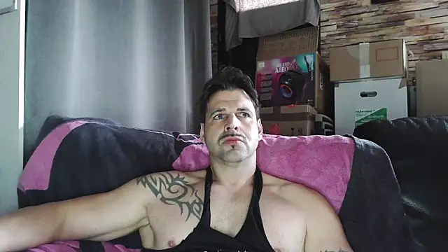 Snapshot of XxBigboybandxX chatting on 03-03-26, 02:12 XxBigboybandxX online show from 03-03-26, 02:12