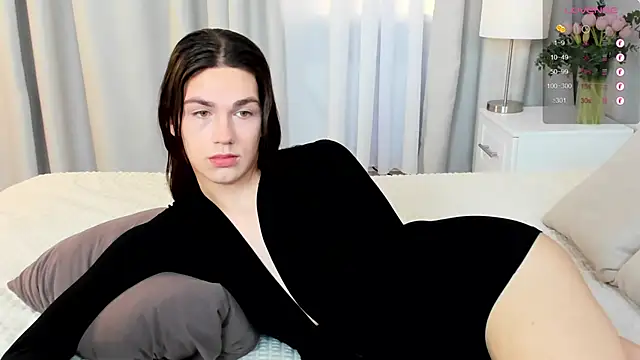 Alfreda Mills online show from 11-08-25, 10:48