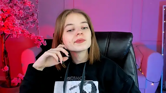 TinaDavil online show from 12-14-24, 05:14