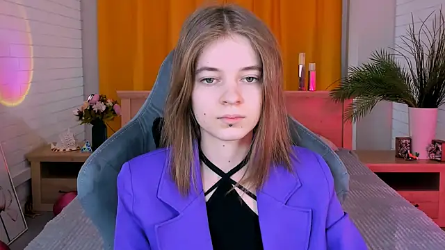 TinaDavil online show from 02-18-25, 02:06