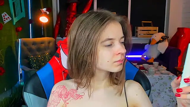 TinaDavil online show from 03-18-25, 09:09