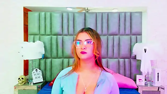 ZoehRoux online show from 10-24-25, 04:09