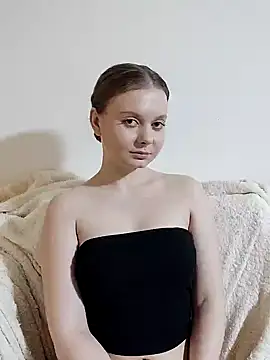 Snapshot of Ekaterina27 chatting on 01-23-25, 10:43 Ekaterina27 online show from 01-23-25, 10:43