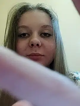 Snapshot of Ekaterina27 chatting on 03-05-25, 07:06 Ekaterina27 online show from 03-05-25, 07:06