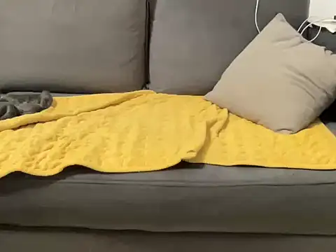 4small4inchlol online show from 10-28-25, 08:55