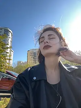 SandraCarter online show from 09-15-25, 06:13