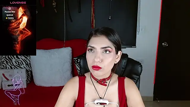 Carolaine69  online show from 09-12-25, 01:33