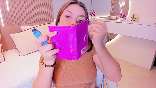 Sexy paradise18  online show from 12-03-25, 03:47