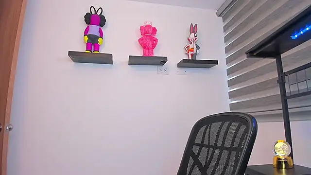 Gangster Girl online show from 04-10-26, 05:39