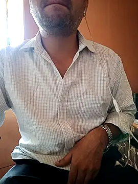 Snapshot of daddy_indian chatting on 03-19-25, 07:51 daddy indian online show from 03-19-25, 07:51
