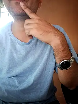 Snapshot of daddy_indian chatting on 10-07-25, 07:16 daddy indian online show from 10-07-25, 07:16