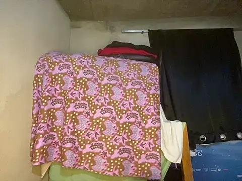 Snapshot of GaaTto chatting on 03-18-25, 03:31 GaaTto online show from 03-18-25, 03:31