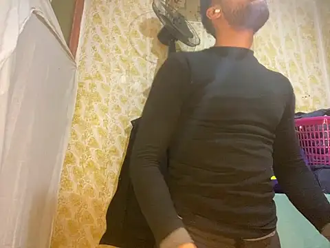 Snapshot of GaaTto chatting on 03-21-25, 01:13 GaaTto online show from 03-21-25, 01:13