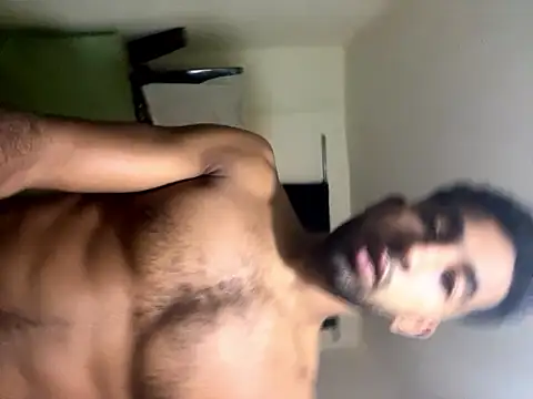 Snapshot of GaaTto chatting on 10-13-25, 12:54 GaaTto online show from 10-13-25, 12:54