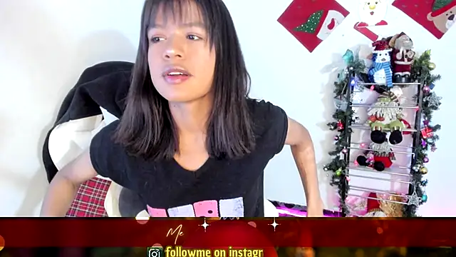 meganthompsonn22 online show from 12-16-25, 01:54