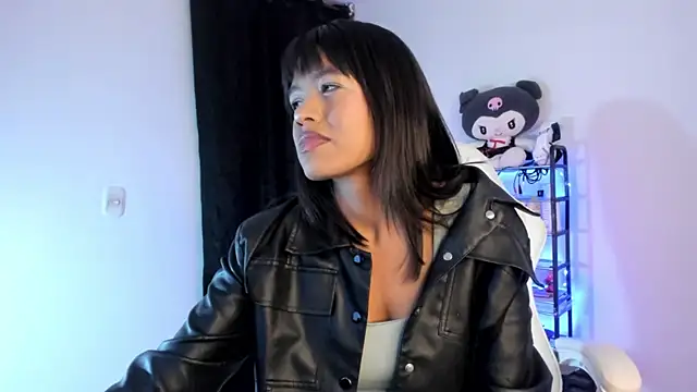 meganthompsonn22 online show from 01-13-26, 04:18