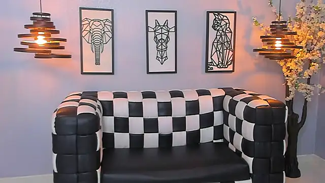 Snapshot of SARAFOXX_ chatting on 12-05-24, 06:11 SARAFOXX online show from 12-05-24, 06:11