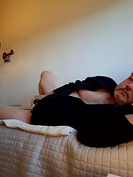 bluangelo online show from 12-28-24, 01:38