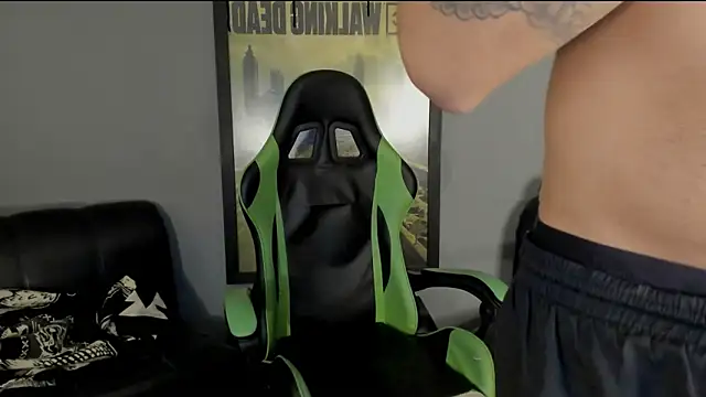 Snapshot of jamesinked_ chatting on 02-28-25, 02:20 jamesinked  online show from 02-28-25, 02:20