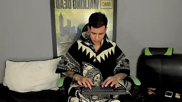 Snapshot of jamesinked_ chatting on 03-19-25, 04:45 jamesinked  online show from 03-19-25, 04:45