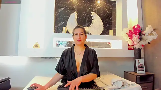 Cinthya mjs online show from 10-21-25, 12:06