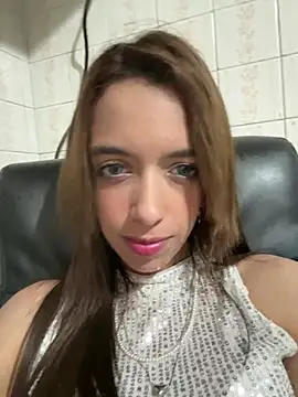 Snapshot of Melody_Ds chatting on 01-01-25, 01:47 Melody Ds online show from 01-01-25, 01:47