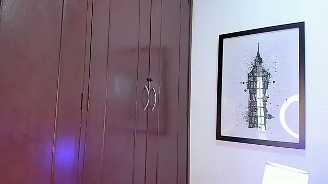 Snapshot of Redpandaa_ chatting on 12-18-24, 03:00 Redpandaa online show from 12-18-24, 03:00