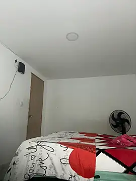 Snapshot of sexy_black31 chatting on 02-19-26, 01:12 sexy black31 online show from 02-19-26, 01:12