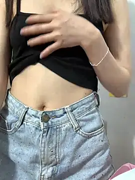 Snapshot of Vani_S2 chatting on 01-21-25, 04:05 Vani S2 online show from 01-21-25, 04:05