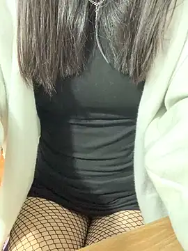 Snapshot of Vani_S2 chatting on 02-17-25, 02:59 Vani S2 online show from 02-17-25, 02:59