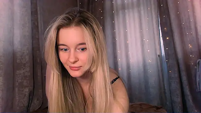 Eva Jaya online show from 03-05-25, 01:06