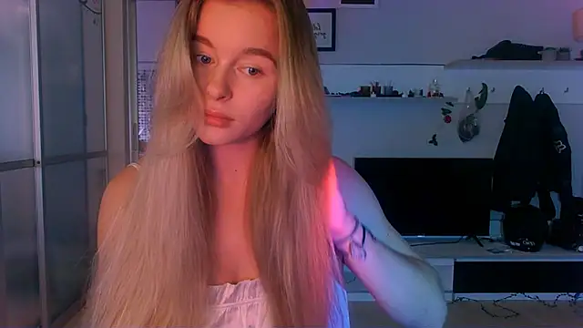 Eva Jaya online show from 09-13-25, 05:18